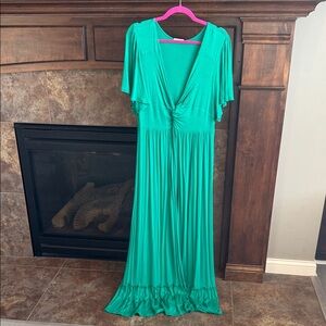 Chic Soul bright green flattering short sleeve maxi dress equivalent size XL